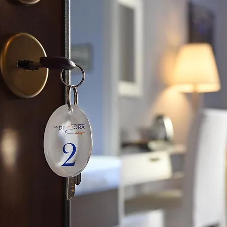 Alojamento de Acomodação e Pequeno-almoço La Dimora Luca Giordano 4*