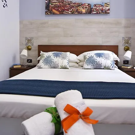 Alojamento de Acomodação e Pequeno-almoço La Dimora Luca Giordano 4*