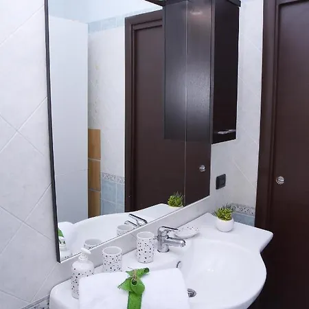 La Dimora Luca Giordano Alojamento de Acomodação e Pequeno-almoço Nápoles