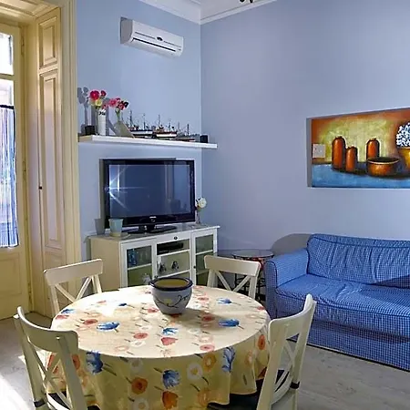 La Dimora Luca Giordano Bed & Breakfast
