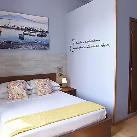 La Dimora Luca Giordano Bed & Breakfast Neapel